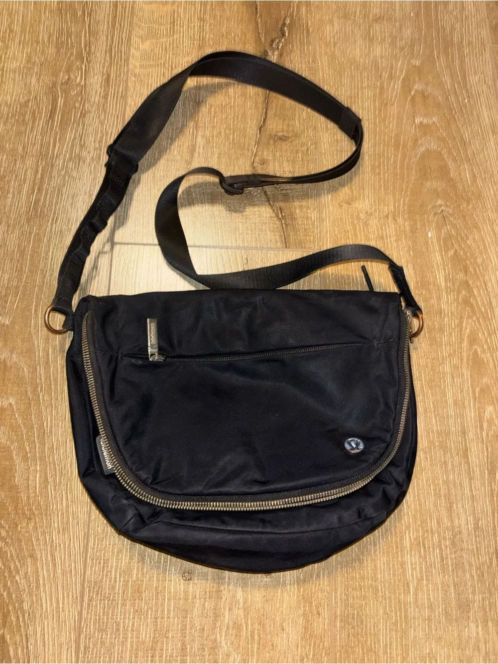 lululemon athletica Black Crossbody Messenger Bag